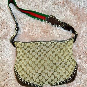 Gucci Monogram Canvas Pelham shoulder bag - Authentic. Excellent condition
